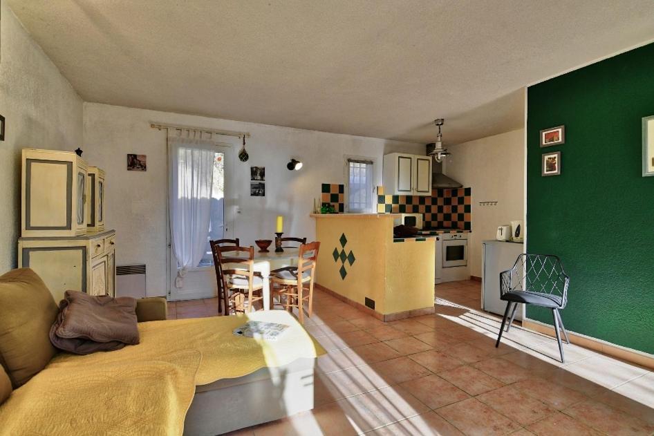 L'Oustaou Du Luberon Et Spa Villelaure エクステリア 写真